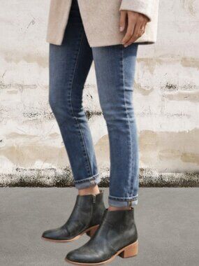 Kork-Ease Women's Shoes Kork Ease Casper Leather Ankle Boots Size 7.5